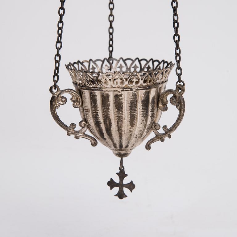 IKONLAMPOR, 2 st, försilvrad mässing, Ryssland sekelskiftet 1800/1900.