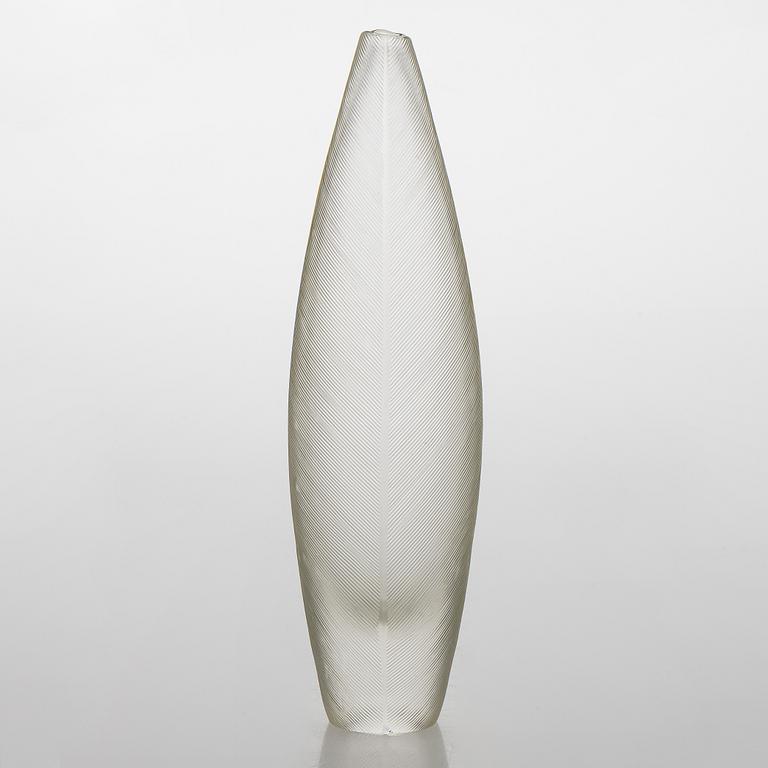 Tapio Wirkkala, A 'Sulka' Glass Vase, signed Tapio Wirkkala iittala -58.