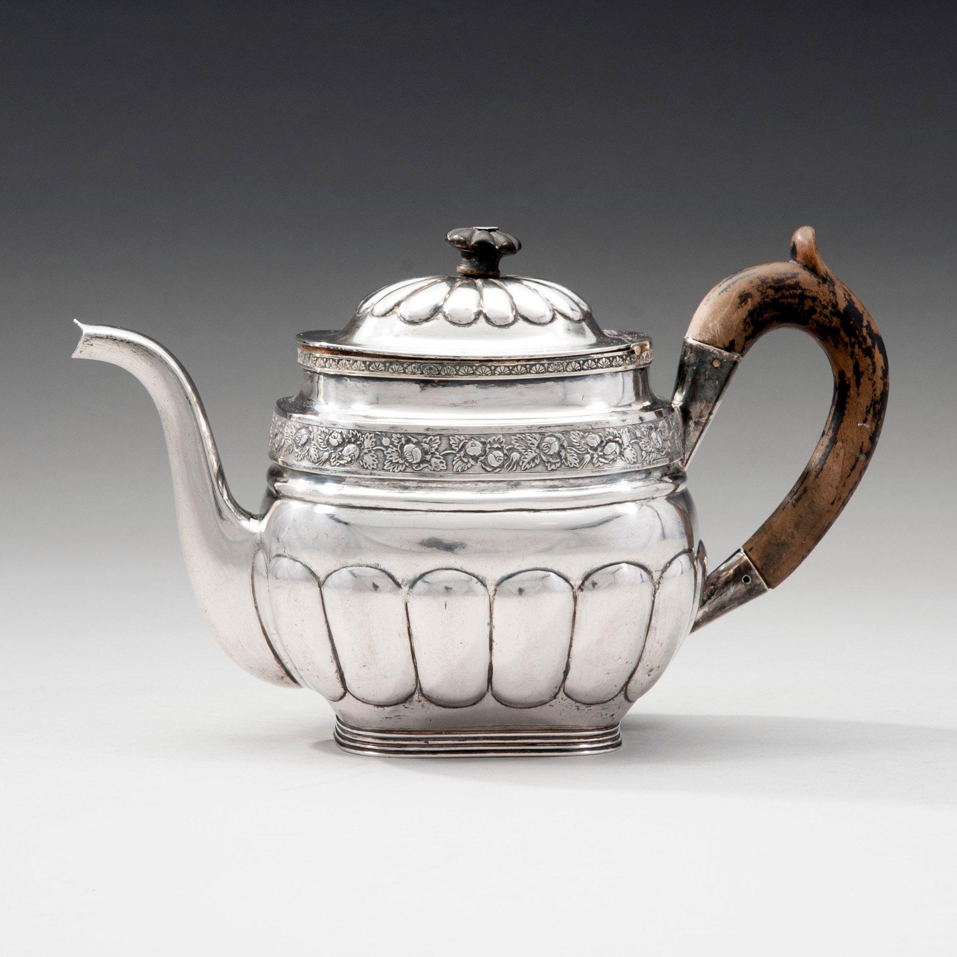 RYSK SILVER TEKANNA.