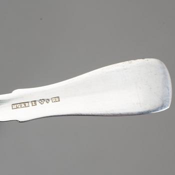 KAFFESKEDAR, 14 st, silver, modell Uppsala, MGAB, 1960-tal. Total vikt ca 212 g.