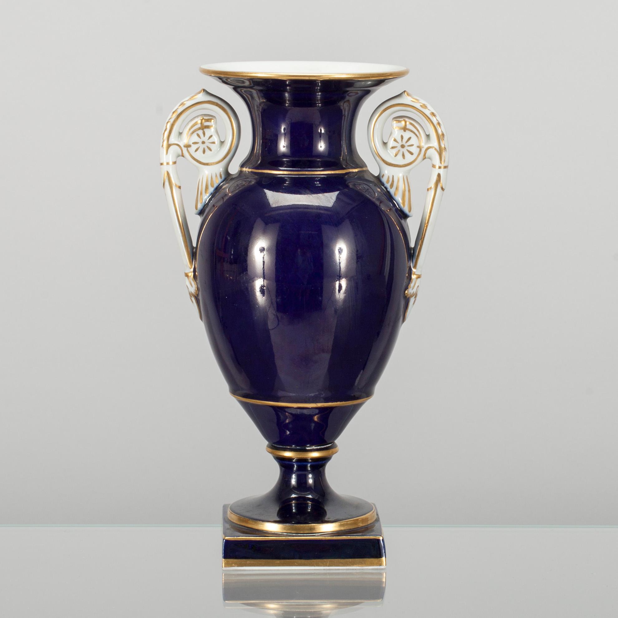 URNA / VAS, porslin, Meissen 1934-1972.