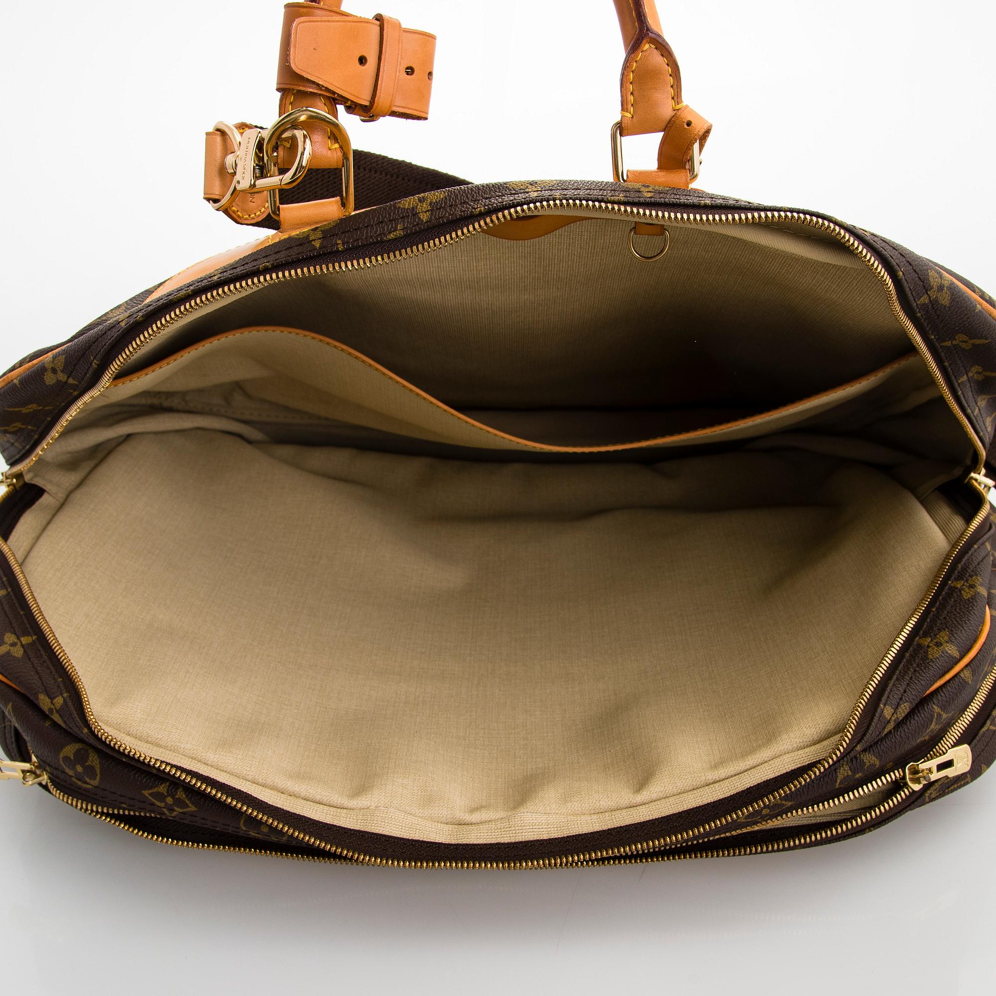 Louis Vuitton, a monogram 'Sac Alize' Bag.