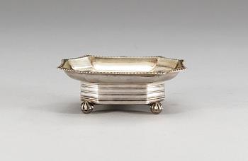 258. SALTKAR, silver. S:t Petersburg, Ryssland 1836.