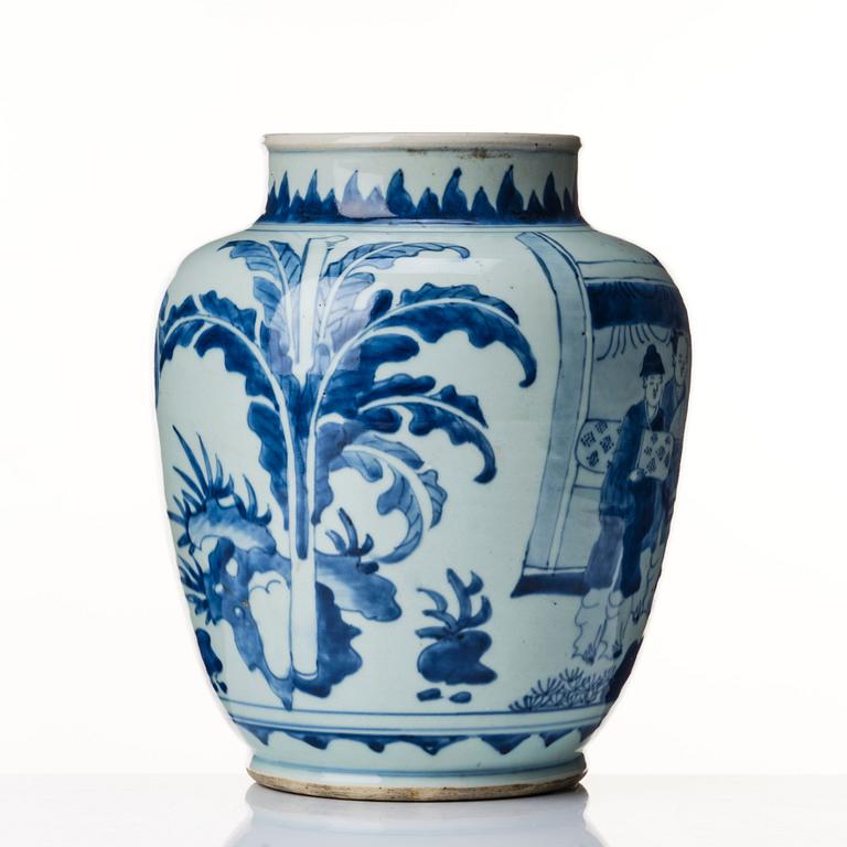 A blue and white Transtional jar, 17th Century.