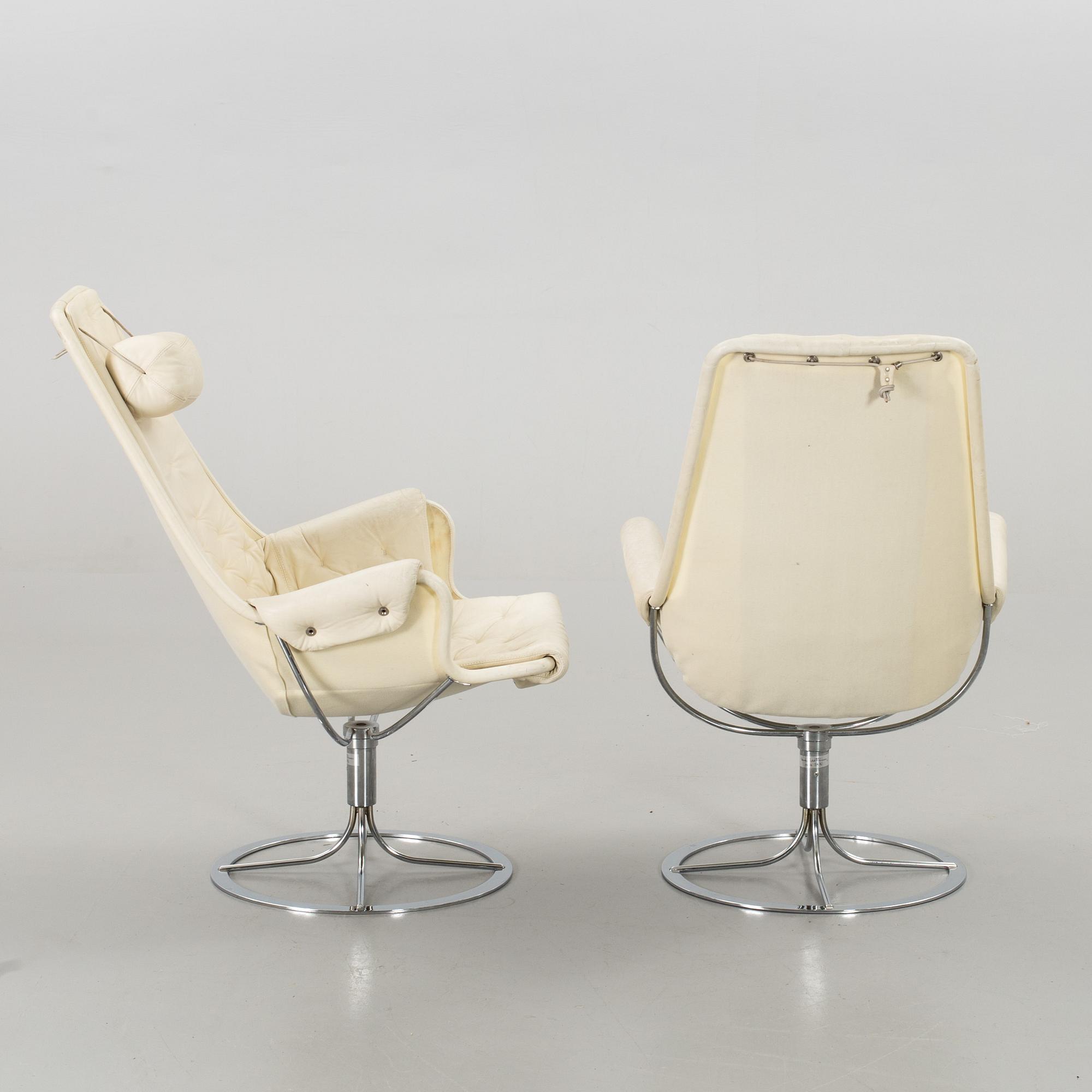 A pair of "Jetson" chairs, designed by Bruno Mathsson, Dux, 20th cenutry latter part.