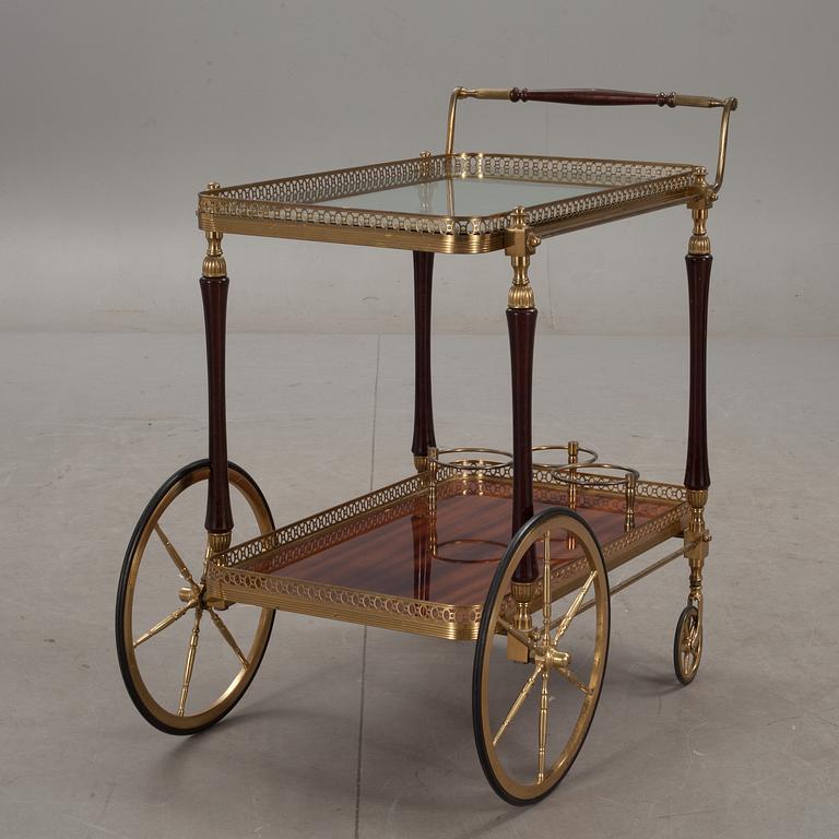 SERVERINGSVAGN, 1900-talets andra hälft.