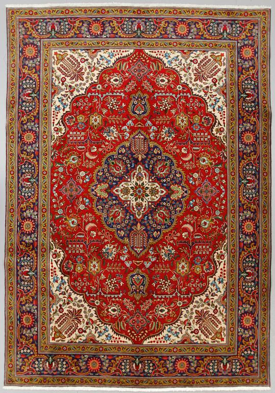 MATTA, Täbriz, ca 348 x 245 cm.