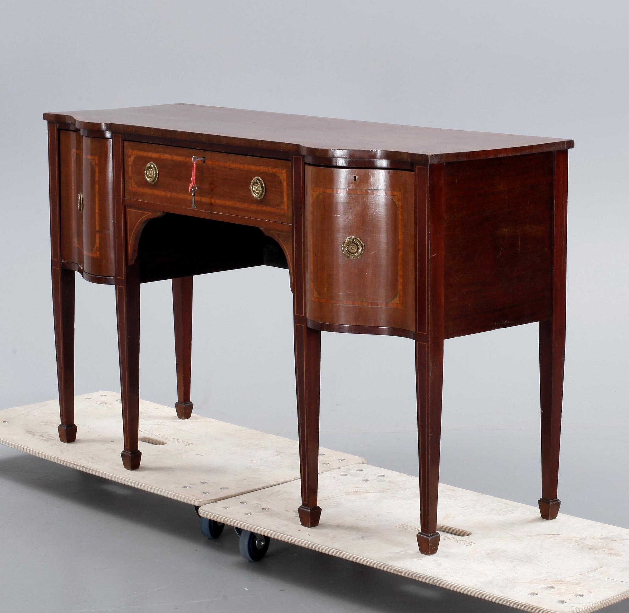 SIDEBOARD, England, 1800-tal.