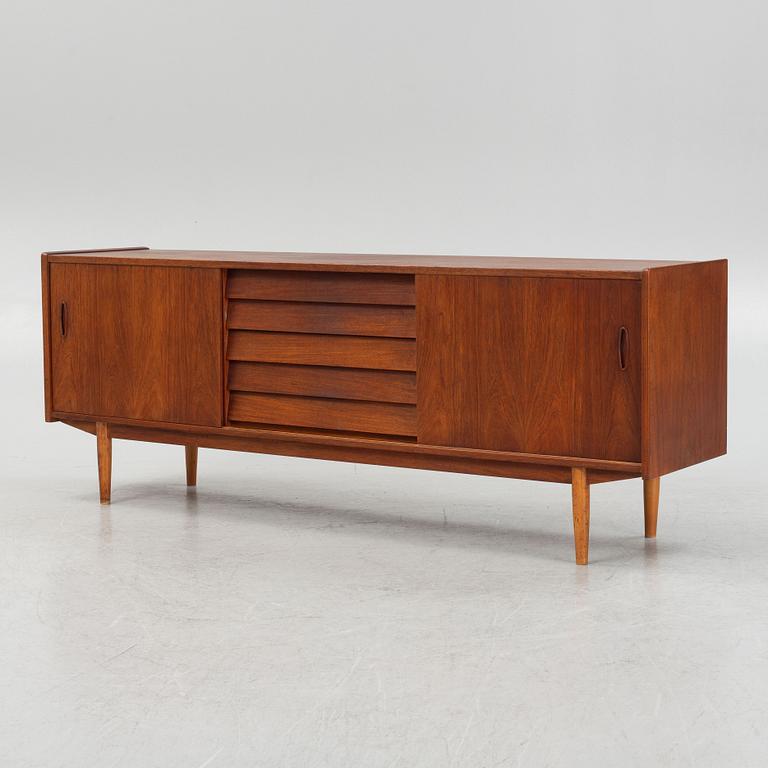 Nils Jonsson, sideboard, "Trio", Hugo Troeds Bjärnum, 1960-tal.