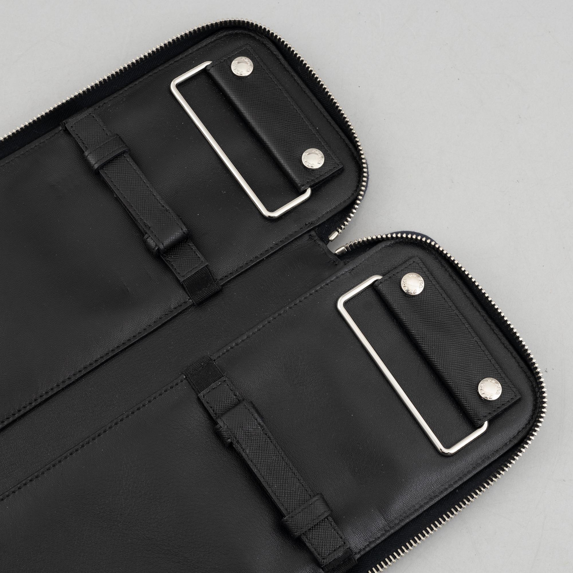 Prada, tie-case.