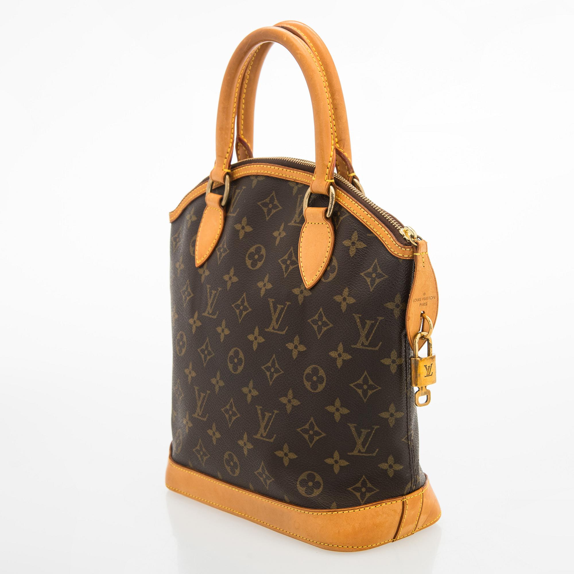 Louis Vuitton, a 'Lockit PM' bag.
