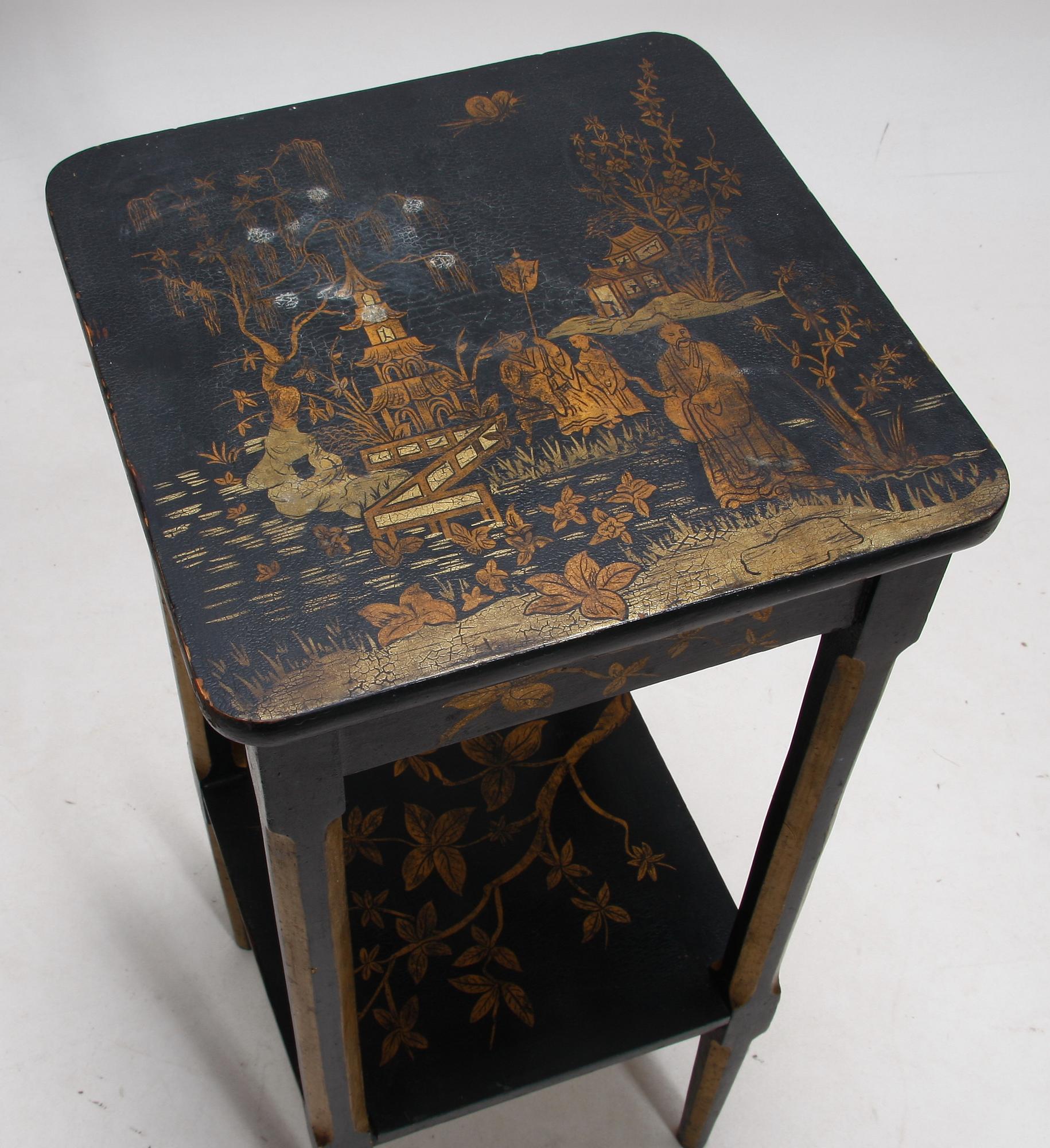 PIEDESTAL, kinesiserande stil, sent 1800-tal.