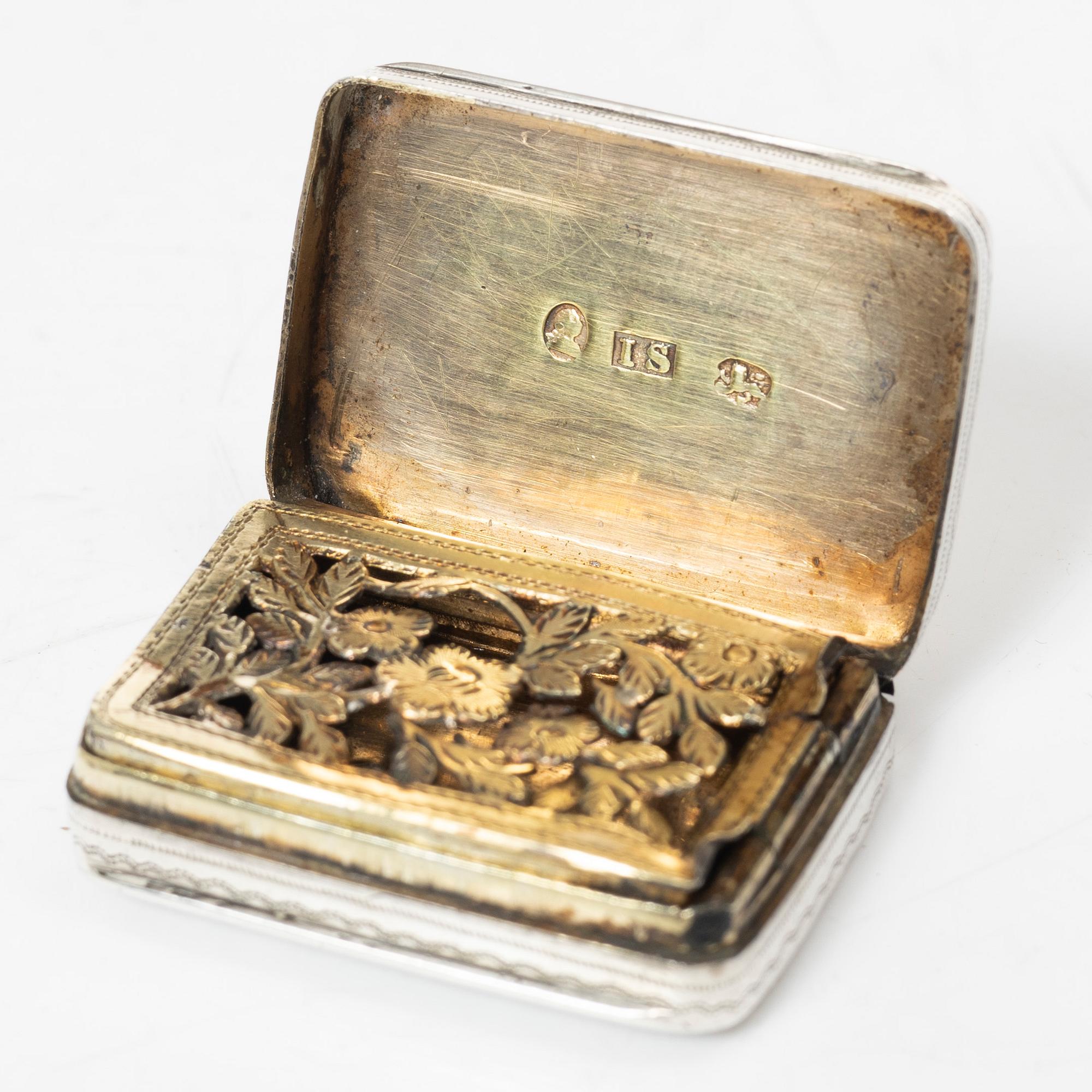 Dosor, 3 st, silver, England, Sverige, Tyskland, 1800-tal.