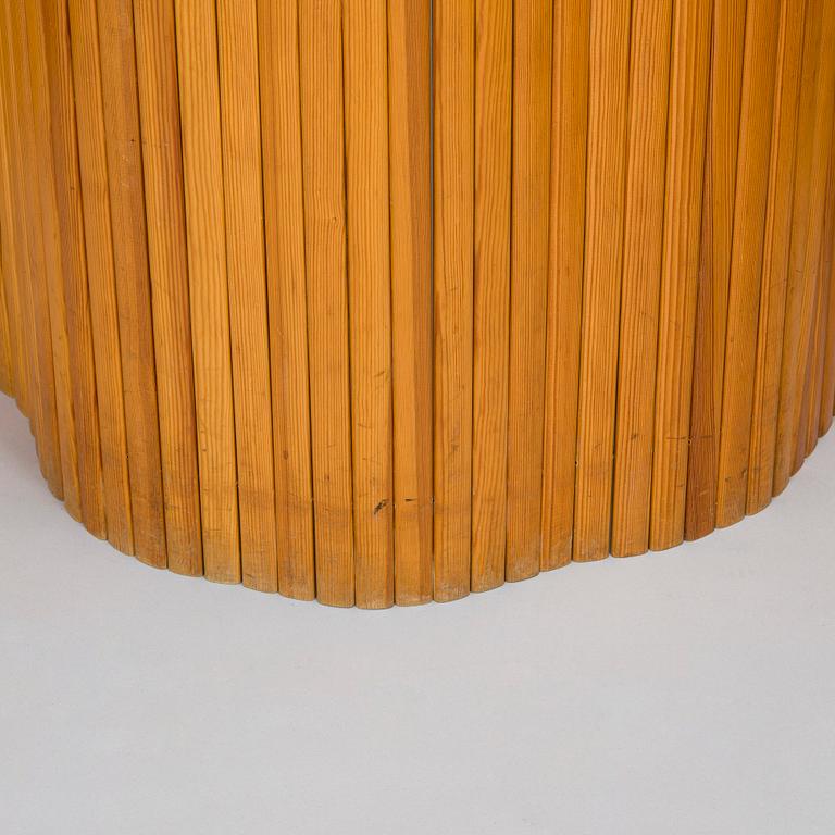 Alvar Aalto, vikskärm, modell 100 för O.Y. Huonekalu- ja Rakennustyötehdas A.B. 1900-talets mitt.