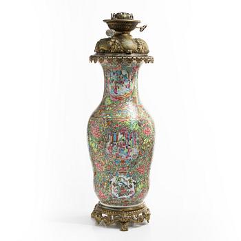 A Chinese Canton porcelain vase transformed into a table lamp, Qing dynasty, 19th century.