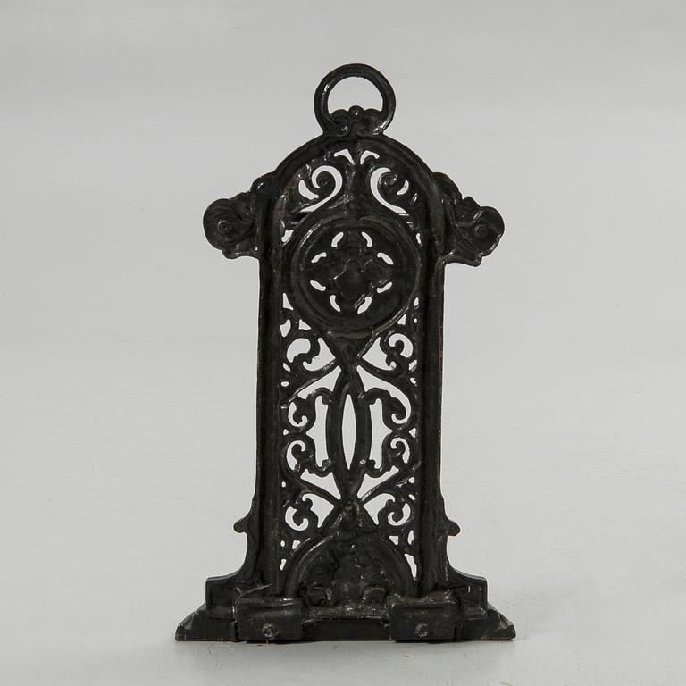 Umbrella/cane stand, cast iron, 20th century.