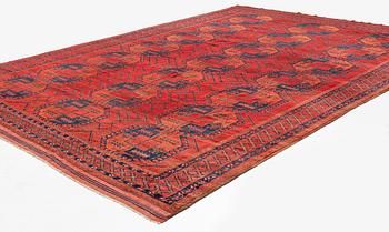 An antique Ersari carpet, northern Afghanistan, ca 479 x 342 cm.