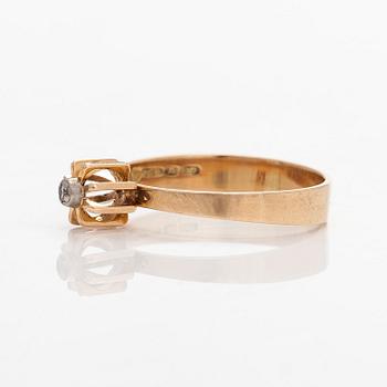 Elis Kauppi,  a pair of earrings and ring, 14K gold and diamonds. Kupittaan Kulta, Turku.