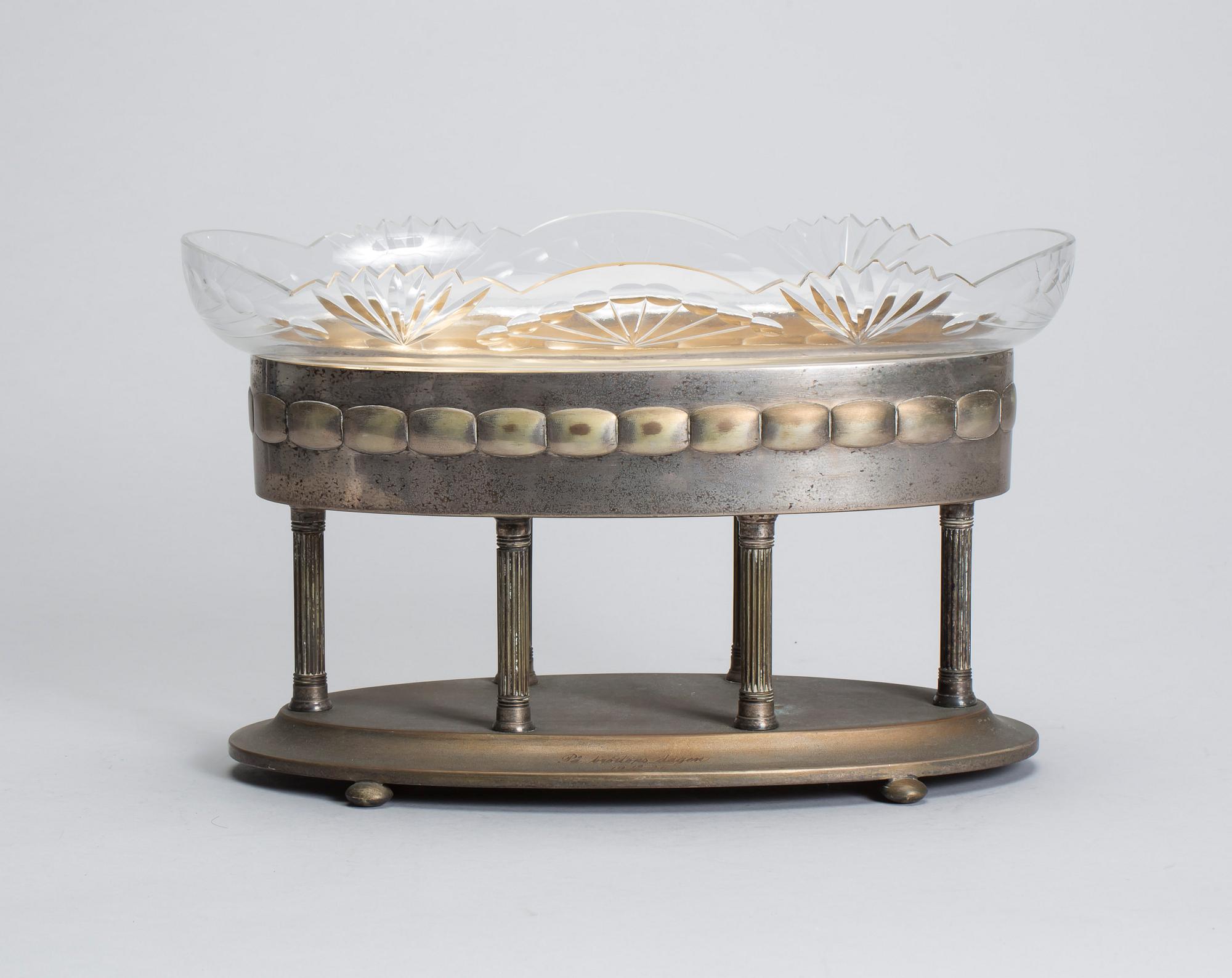 JARDINIERE, nysilver. C G Hallberg, Stockholm, 1920-tal.
