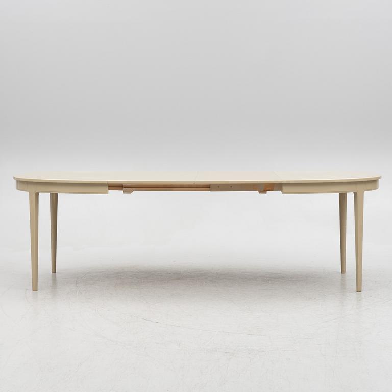 Carl Malmsten, a 'herrgården dining table, second part of the 20th century.