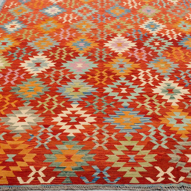 Ac CARPET,, Kilim, ca 295 x 197 cm.