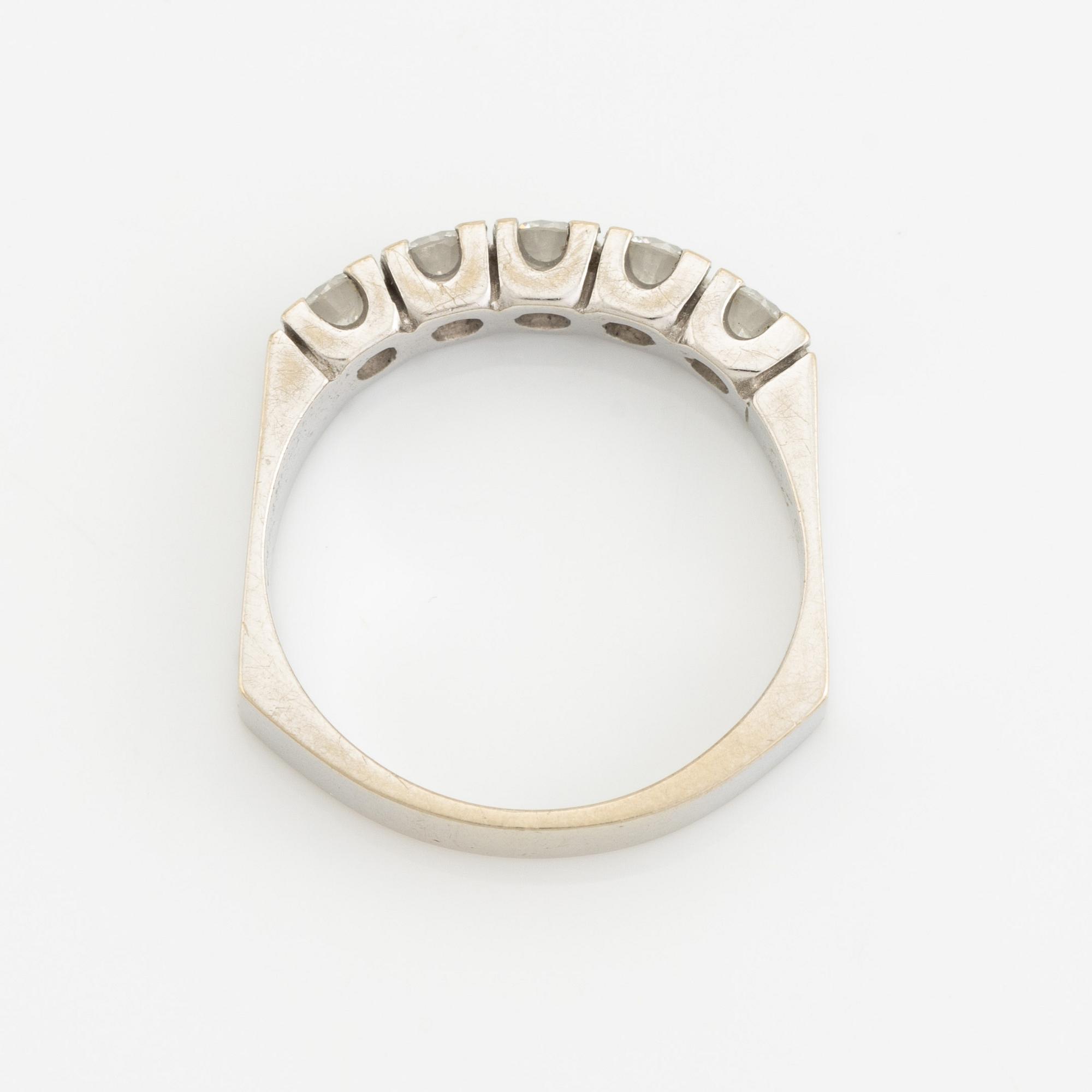 Brilliant cut diamond ring.