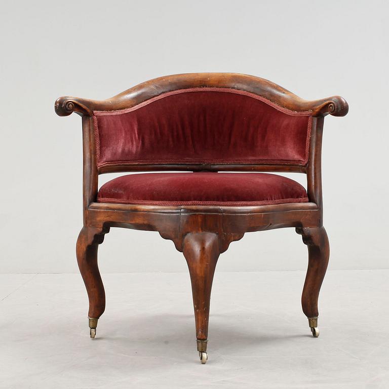 PUDERSTOL, 1700-tal.