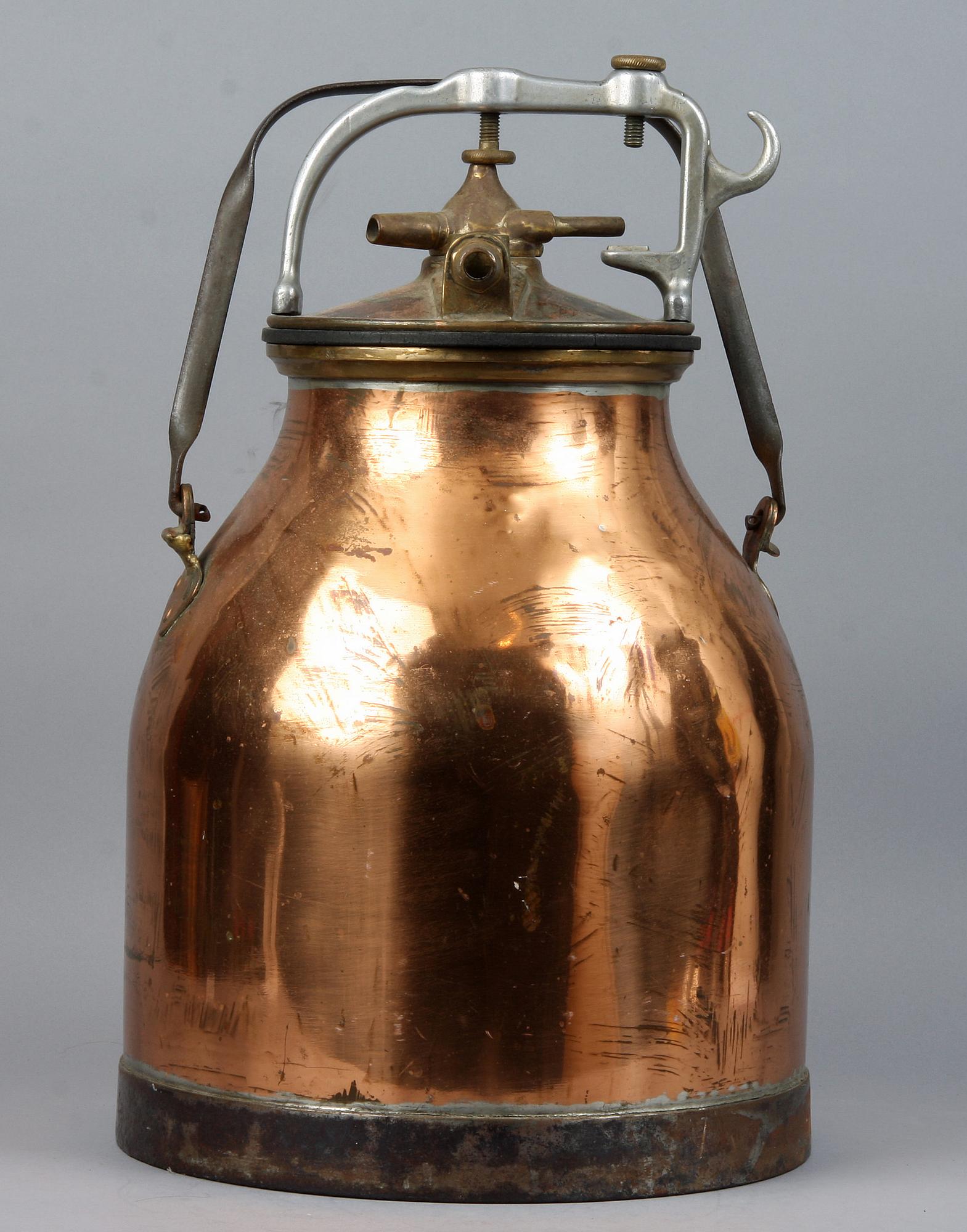 MJÖLKKANNA, koppar, 1900-talets första del.