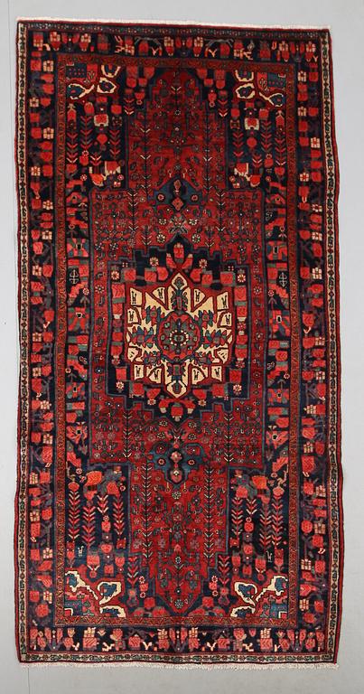 MATTA, Bidjar, ca 285 x 148 cm.