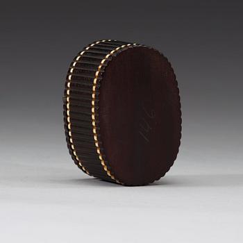 SNUSDOSA, hardwood. Qing dynasti, 1800-tal.