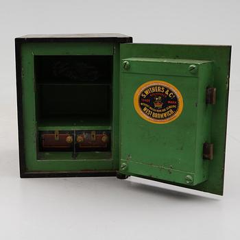KASSASKÅP, England, S. Withers & Co, 1800-/1900-tal.