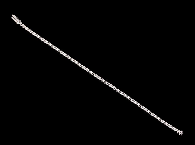 ARMBAND, 18K vitguld, 87 briljantslipade diamanter tot ca 3.10 ct.
