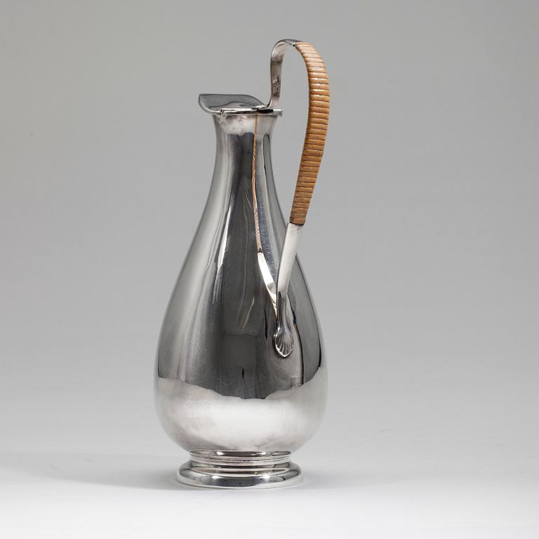 KANNA, silver, Hopeatehdas, Helsingfors 1966. Vikt ca 385 g.