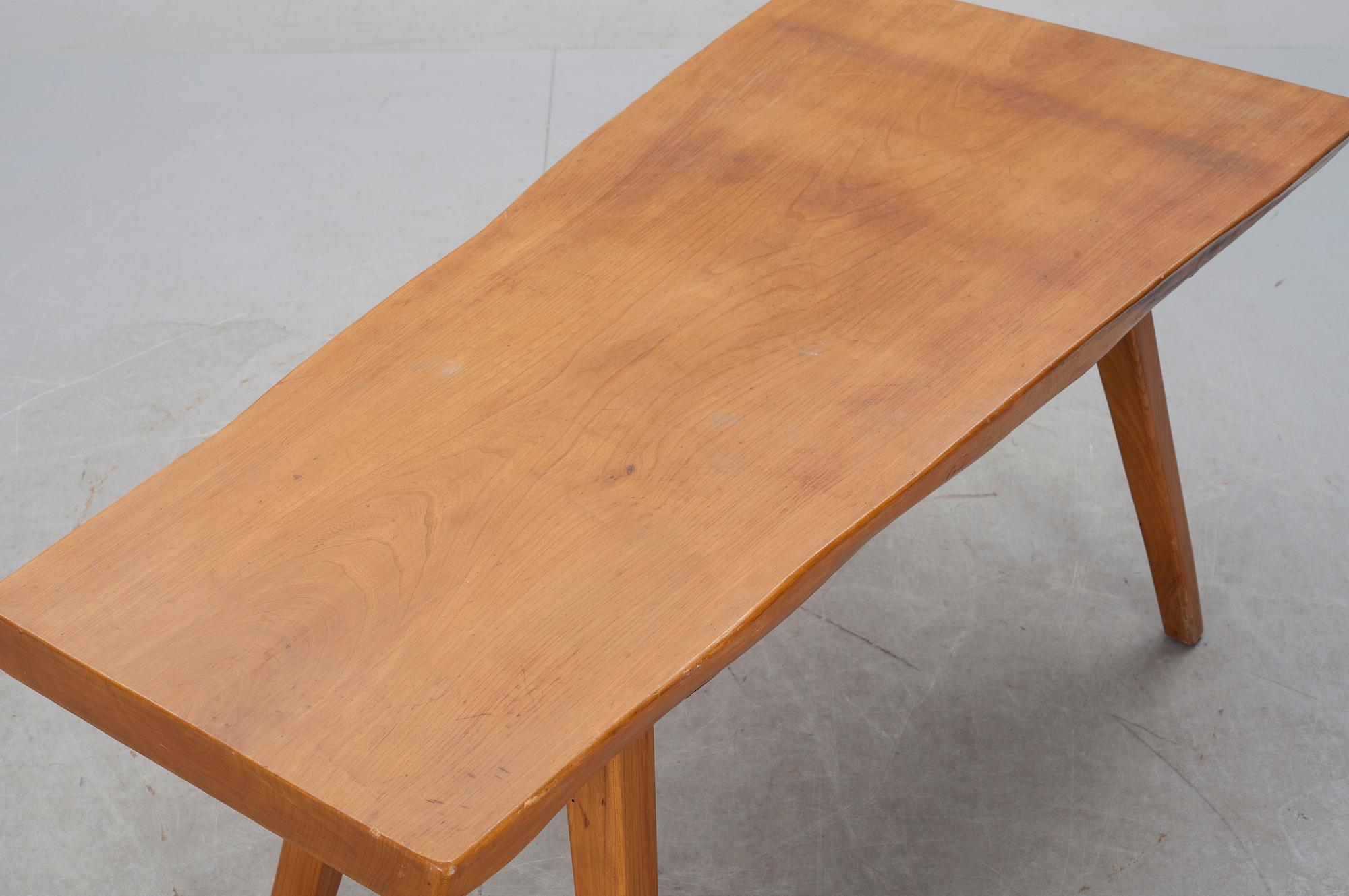 BORD, signerad GI (Gösta Israelsson), 1900-talets andra  hälft.