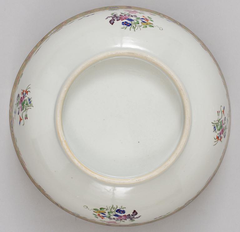 BÅLSKÅL med FAT, kompaniporslin. Qing dynastin, Qianlong (1736-95).