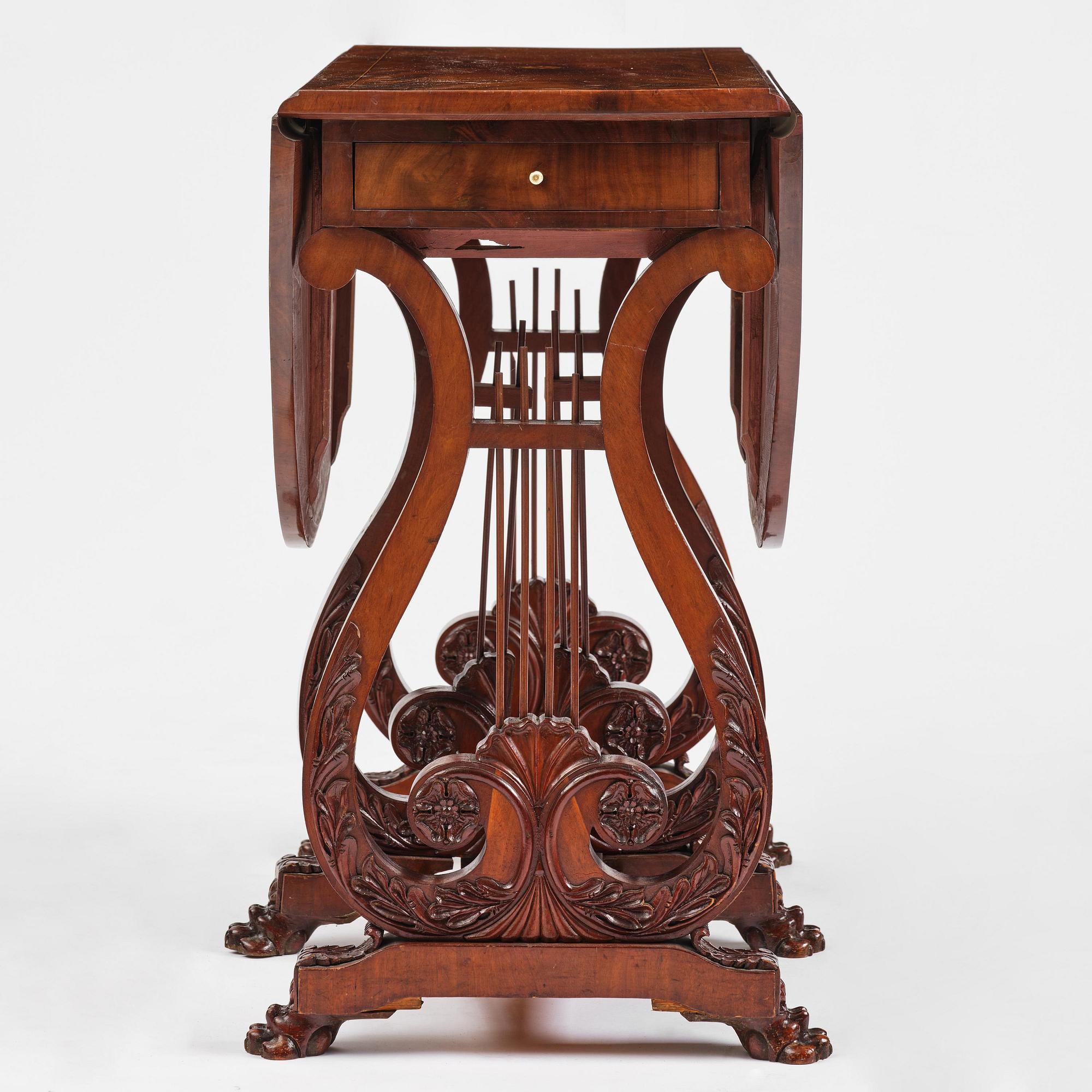 Biblioteksbord, Sverige, 1800-talets första hälft.