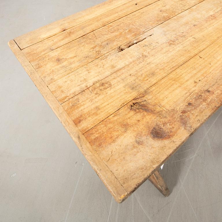 Table, first half of the 20th century.