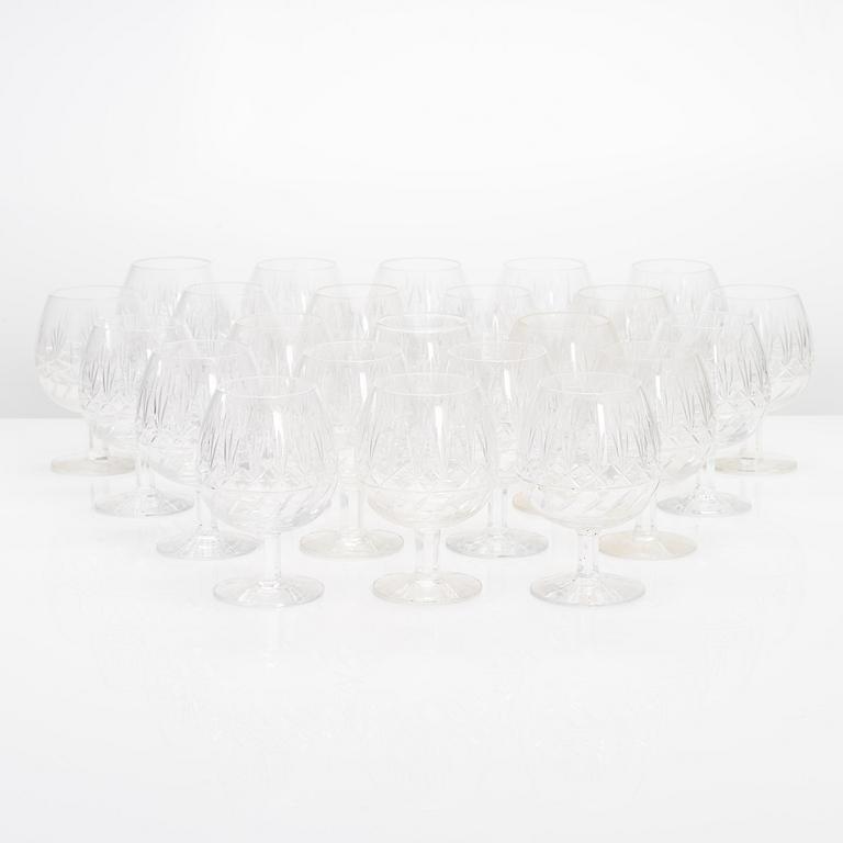 Glasservis, 110 delar, Riihimäen Lasi, Leo-, Yrjö- och Aino-serie, 1900-talets mitt och senare hälft.