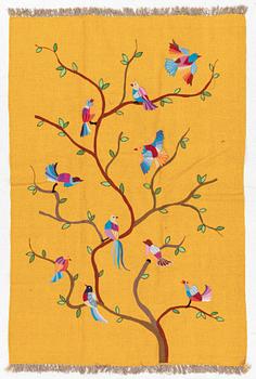 Matta, handbroderad Kelim, ca 182 x 122 cm.
