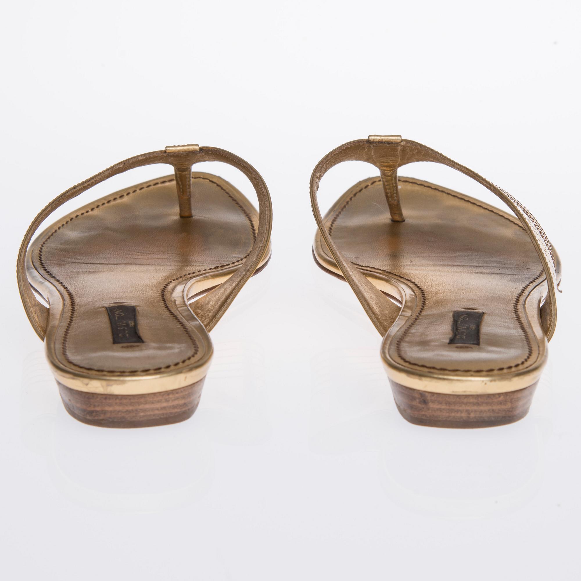 SKOR, Louis Vuitton.