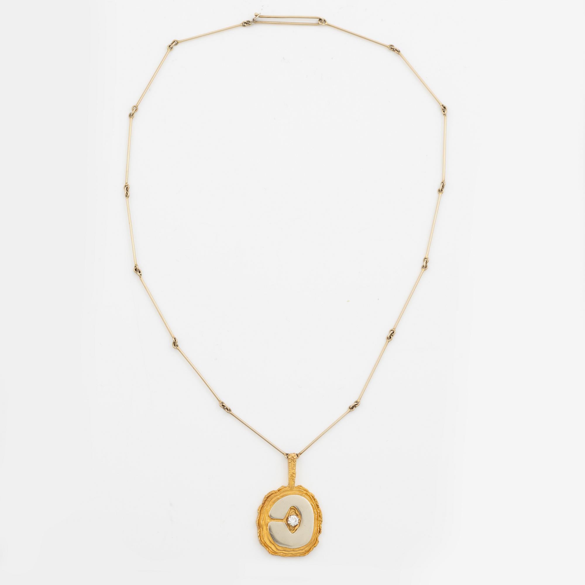 Juhani Linnovaara, necklace 18K gold and brilliant-cut diamond. Lapponia 1977.