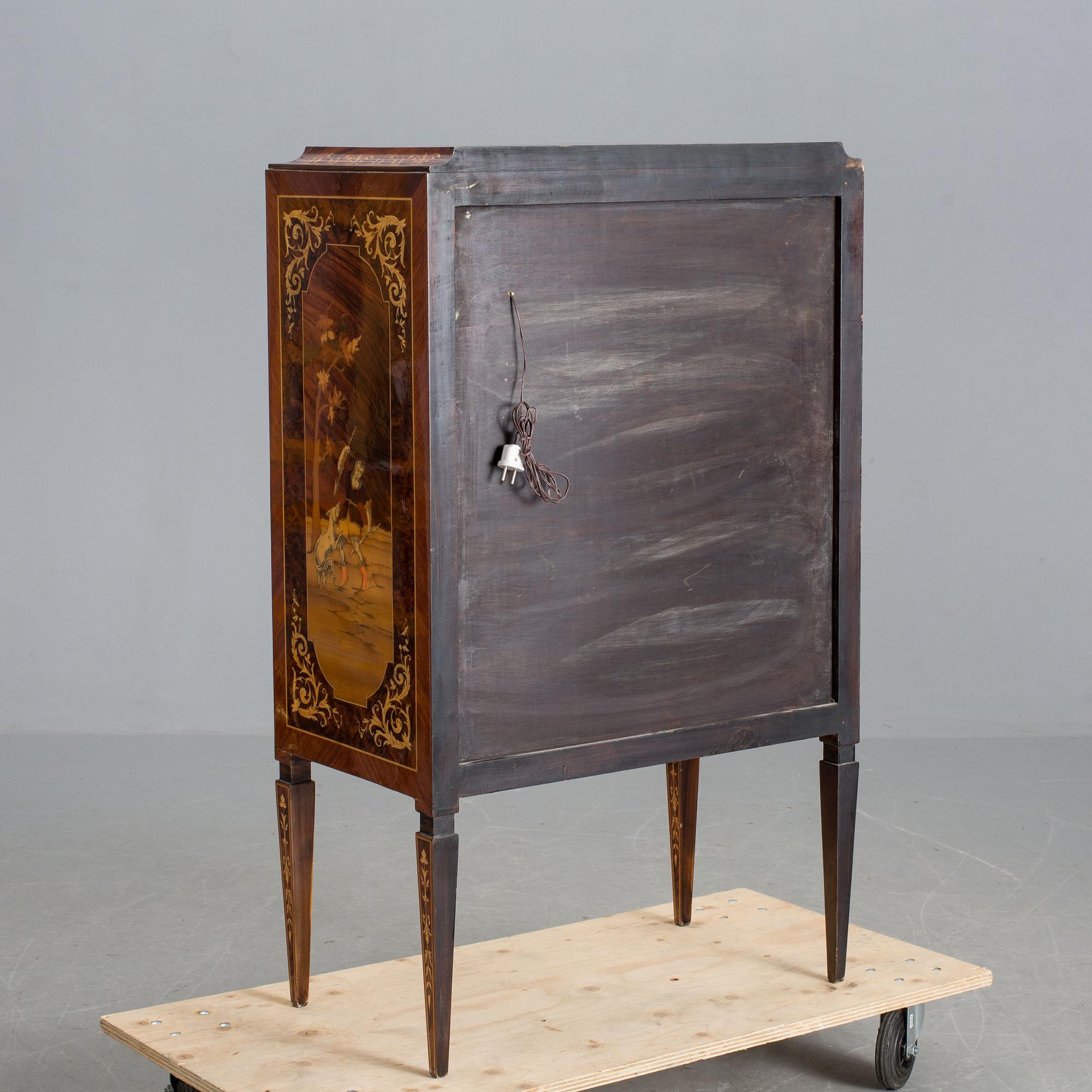 BARSKÅP, Louis XVI-stil, 1900-talets mitt.