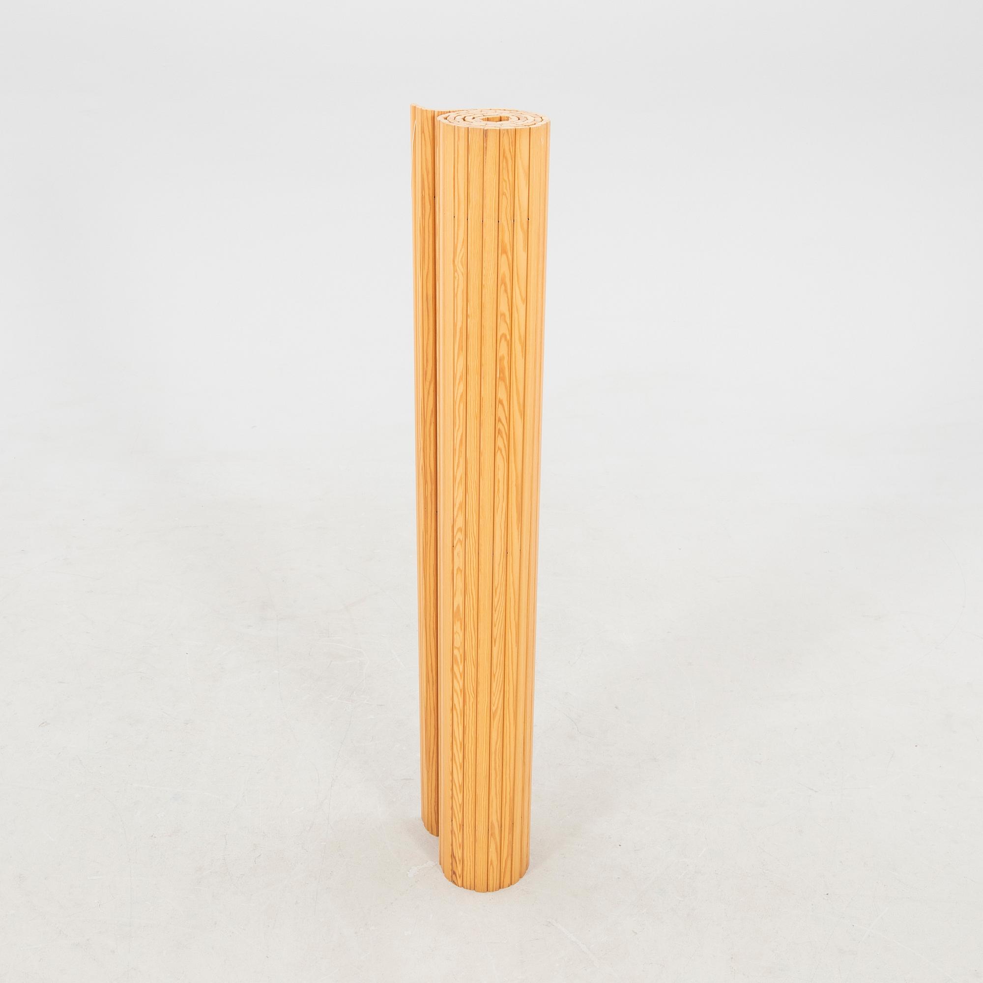 Alvar Aalto, vikskärm, modell 100 för Artek 1900-talets slut.