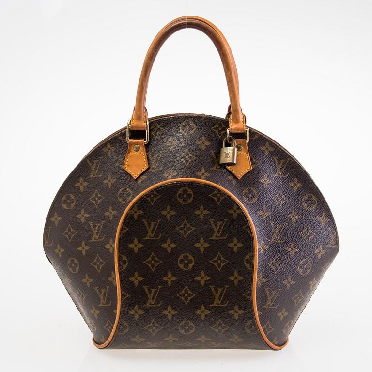 LOUIS VUITTON MONOGRAM CANVAS ELLIPSE MM HAND BAG.