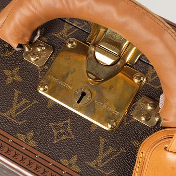 Louis Vuitton, suitcase "Alzer 70", vintage.