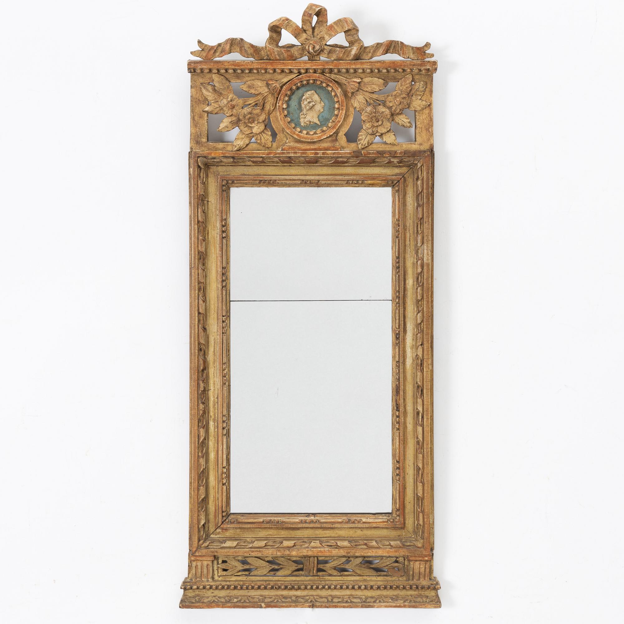 Mirror, Gustavian, late 18th century.