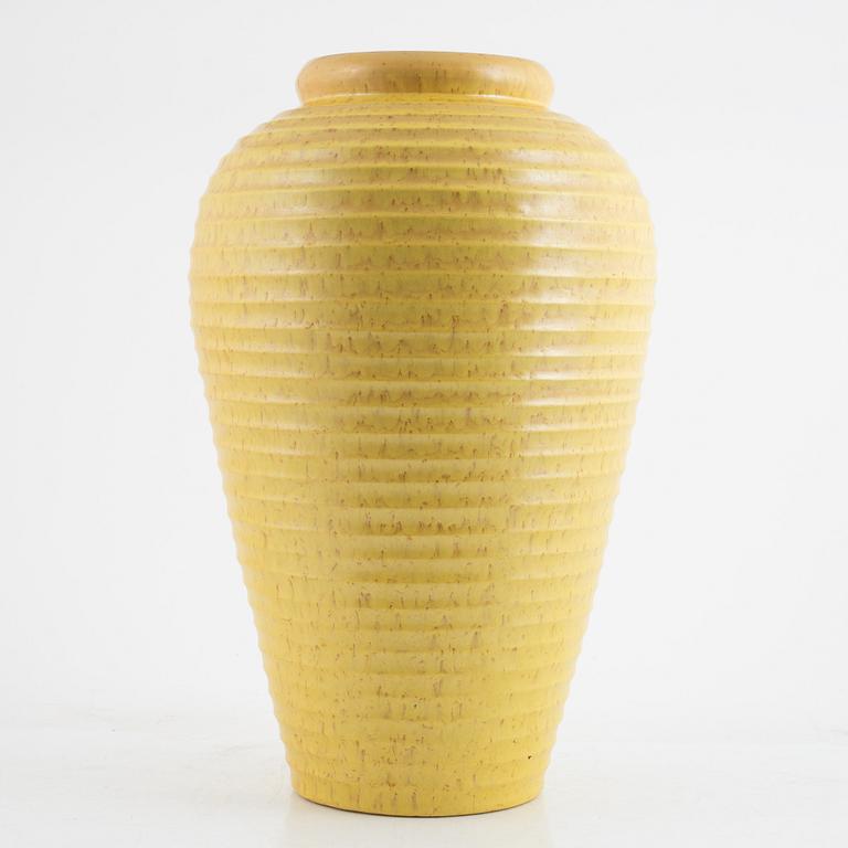 Jerk Werkmäster, an earthenware vase, Nittsjö Stenkärlsfabrik, 1940's.