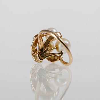 RING, 18K kultaa, pärlor. Vikt 5,8 g.