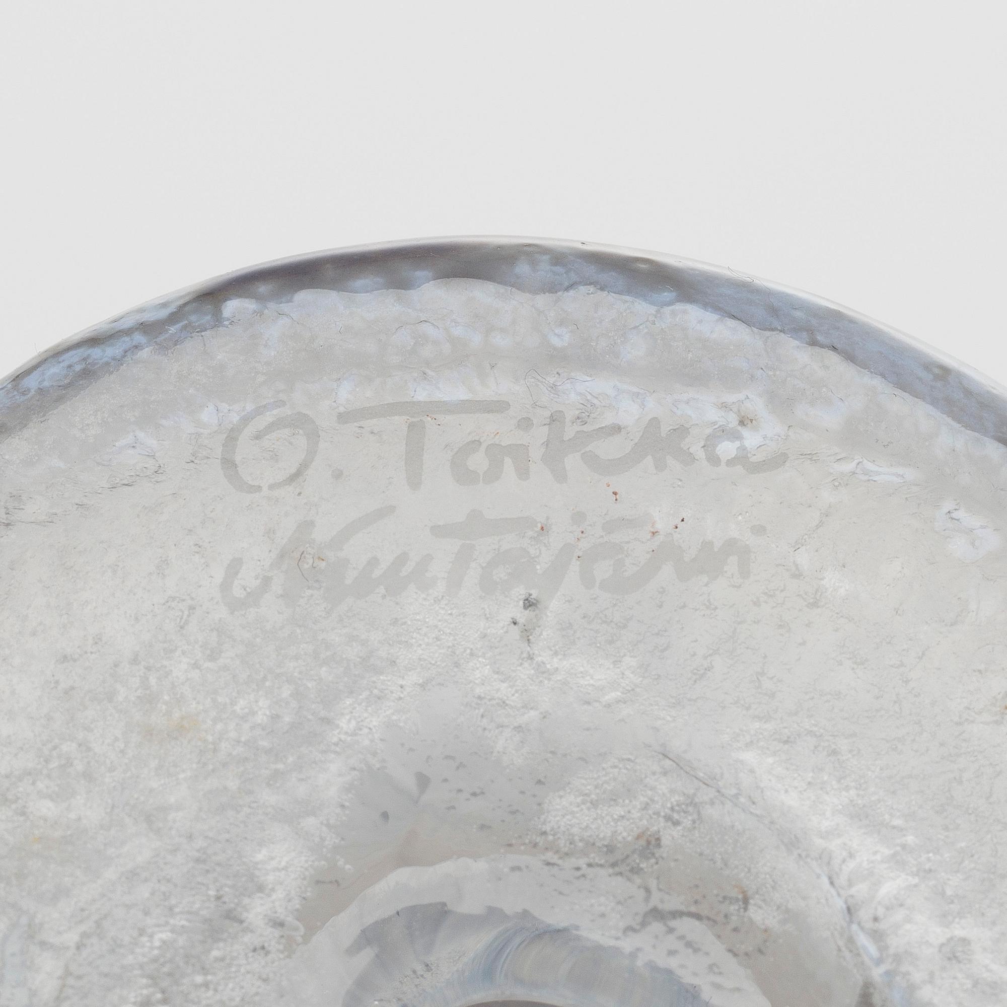 OIVA TOIKKA, FIGURIINI, lasia, "Pöllö", signeerattu O. Toikka Nuutajärvi, 1900-luvun loppu.