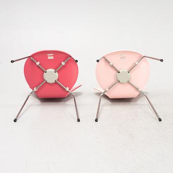 Arne Jacobsen, stolar 2 st, Fritz Hansen 2008.
